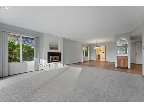 15960 SW Greens Way Portland OR 97224