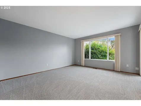 15960 SW Greens Way Portland OR 97224