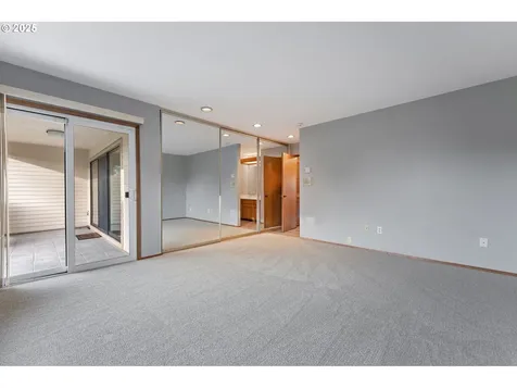 15960 SW Greens Way Portland OR 97224