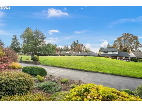 15960 SW Greens Way Portland OR 97224
