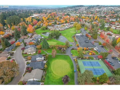 15960 SW Greens Way Portland OR 97224