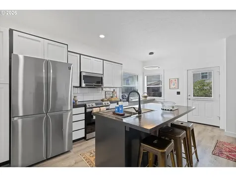 19257 Oak Avenue Sandy OR 97055