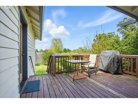 1775 NW 8th Street Mcminnville OR 97128