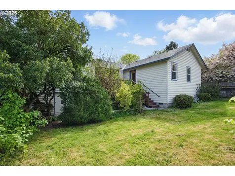 1775 NW 8th Street Mcminnville OR 97128