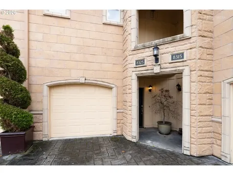 8325 SW Seneca Street Tualatin OR 97062