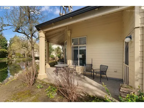 8325 SW Seneca Street Tualatin OR 97062