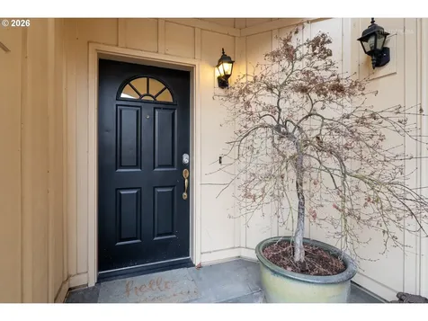 8325 SW Seneca Street Tualatin OR 97062