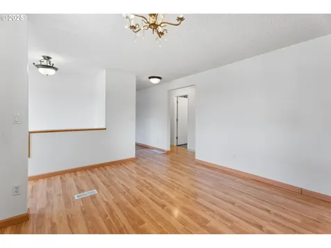 408 NE 65th Street Vancouver WA 98665