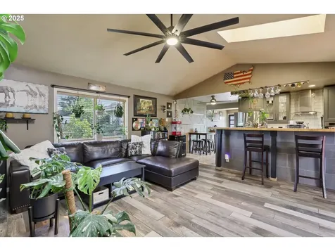 16833 SE Morrison Court Portland OR 97233