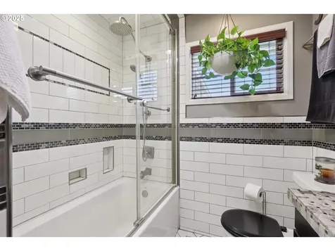 16833 SE Morrison Court Portland OR 97233