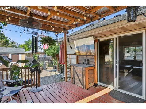 16833 SE Morrison Court Portland OR 97233