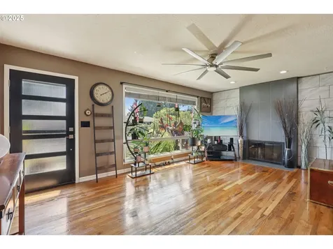 16833 SE Morrison Court Portland OR 97233