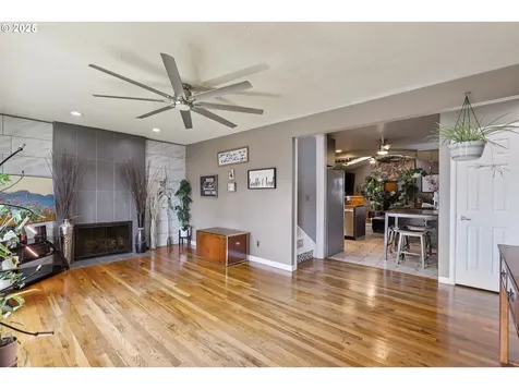 16833 SE Morrison Court Portland OR 97233