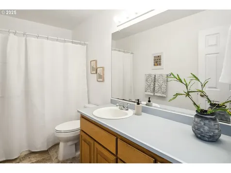 11401 NE 36th Avenue Vancouver WA 98686