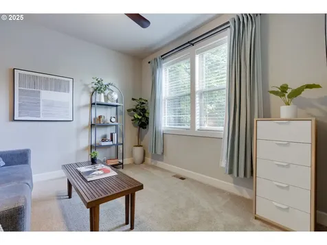 865 SW Trillium Lane Portland OR 97219