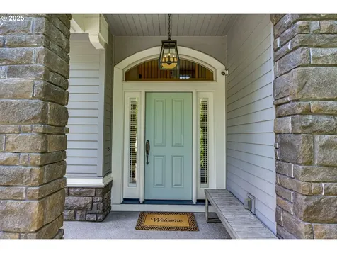 865 SW Trillium Lane Portland OR 97219