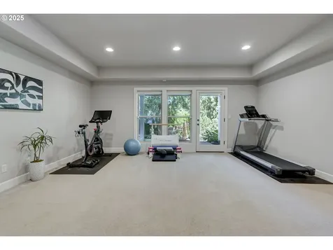 865 SW Trillium Lane Portland OR 97219