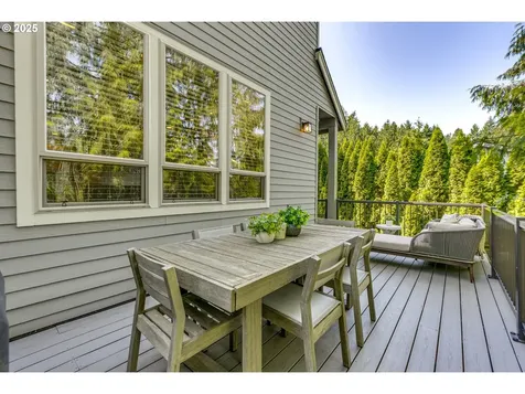 865 SW Trillium Lane Portland OR 97219