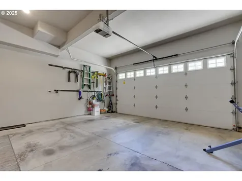 865 SW Trillium Lane Portland OR 97219