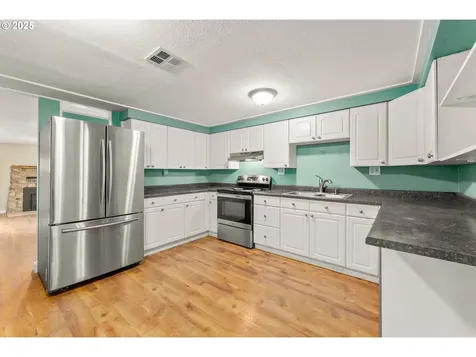 852 Lees Creek Road Myrtle Creek OR 97457