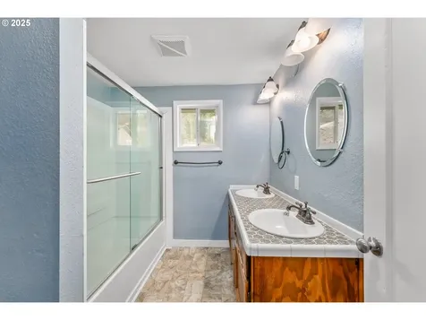 852 Lees Creek Road Myrtle Creek OR 97457