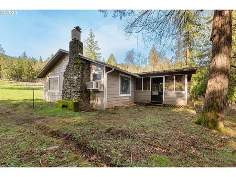 852 Lees Creek Road Myrtle Creek OR 97457