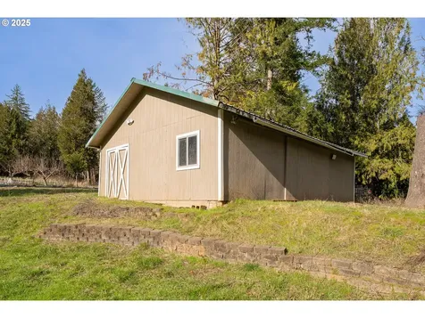 852 Lees Creek Road Myrtle Creek OR 97457