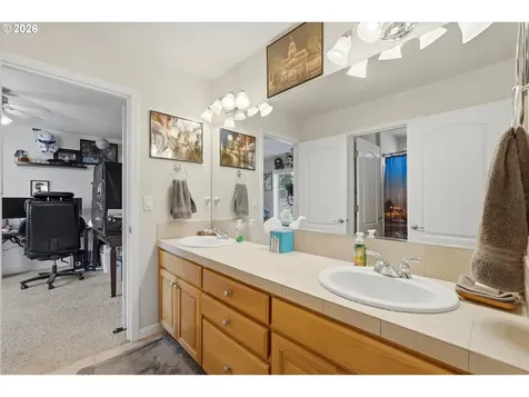 17701 NE 25th Street Vancouver WA 98684