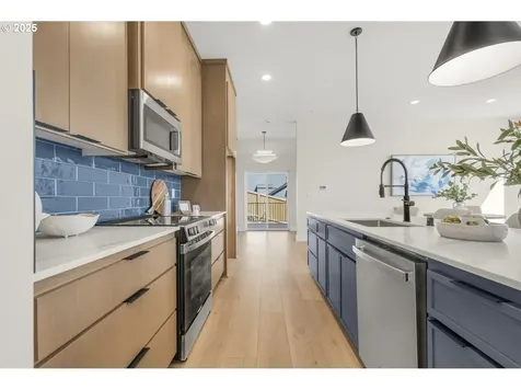 4165 Z Street Washougal WA 98671