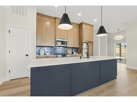 4165 Z Street Washougal WA 98671
