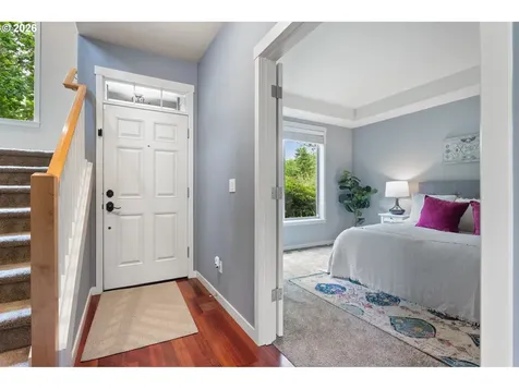 8988 SW Taylors Ferry Road Portland OR 97223