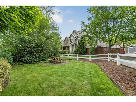 8988 SW Taylors Ferry Road Portland OR 97223