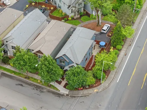 8988 SW Taylors Ferry Road Portland OR 97223