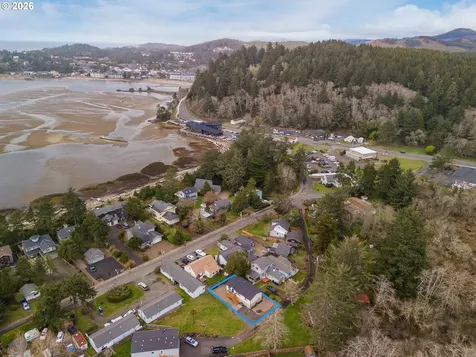6269 SW Jetty Avenue Lincoln City OR 97367