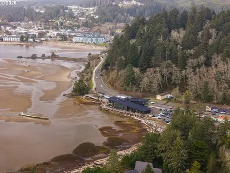 6269 SW Jetty Avenue Lincoln City OR 97367