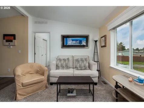 6269 SW Jetty Avenue Lincoln City OR 97367