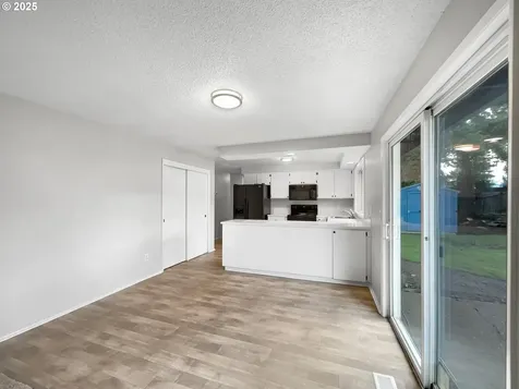 19460 SW Hennig Street Beaverton OR 97003