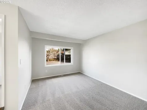 19460 SW Hennig Street Beaverton OR 97003