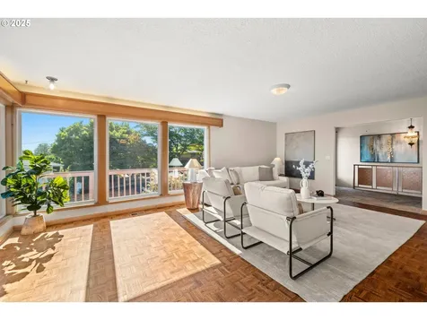 12629 NE Rose Parkway Portland OR 97230