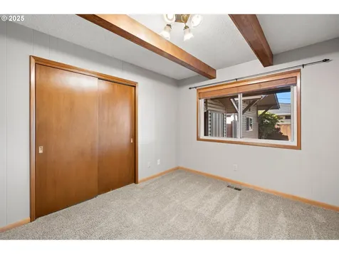 12629 NE Rose Parkway Portland OR 97230