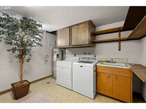12629 NE Rose Parkway Portland OR 97230