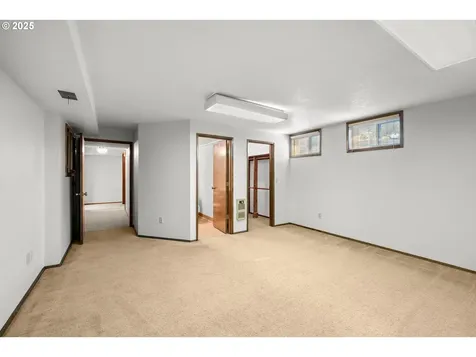 12629 NE Rose Parkway Portland OR 97230