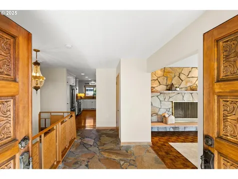 12629 NE Rose Parkway Portland OR 97230