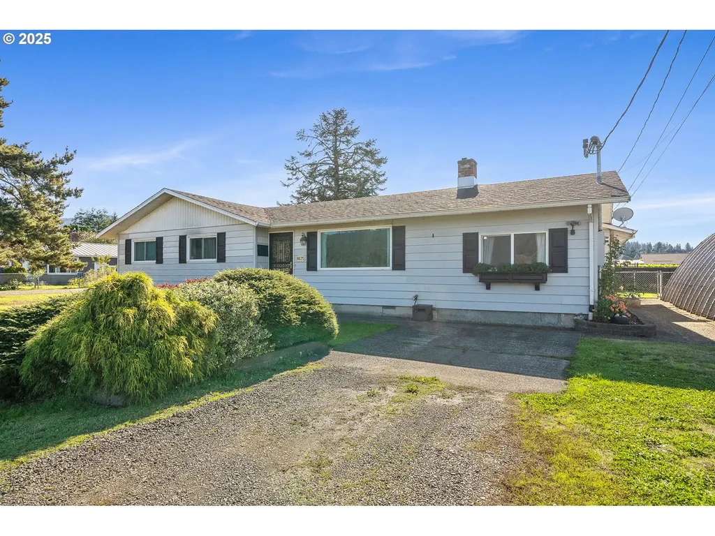 8675 Fairview Road Tillamook OR 97141