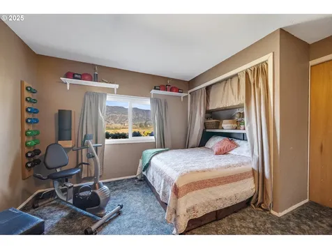 8675 Fairview Road Tillamook OR 97141