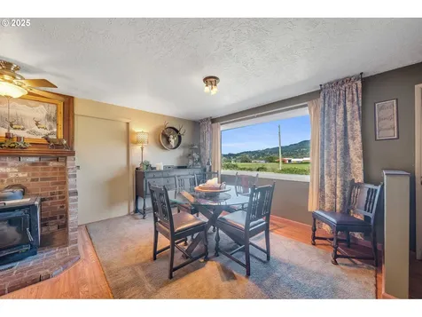 8675 Fairview Road Tillamook OR 97141