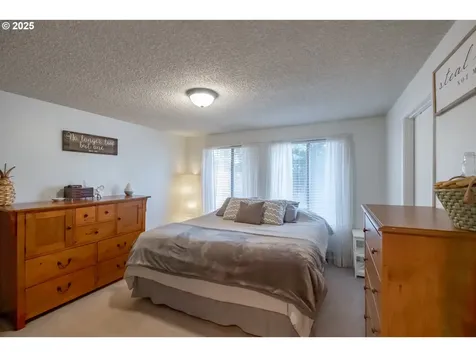 1240 Evergreen Lane Sweet Home OR 97386
