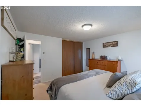 1240 Evergreen Lane Sweet Home OR 97386