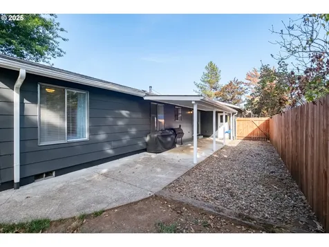 1240 Evergreen Lane Sweet Home OR 97386