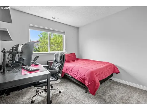 702 SW Burlingame Circle Troutdale OR 97060